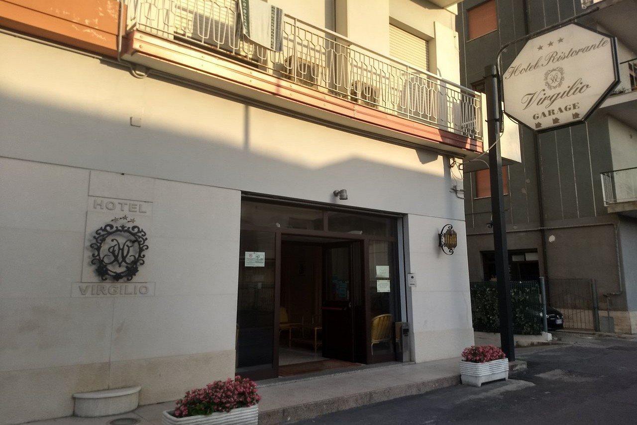 Hotel Virgilio โตรเปอา ภายนอก รูปภาพ