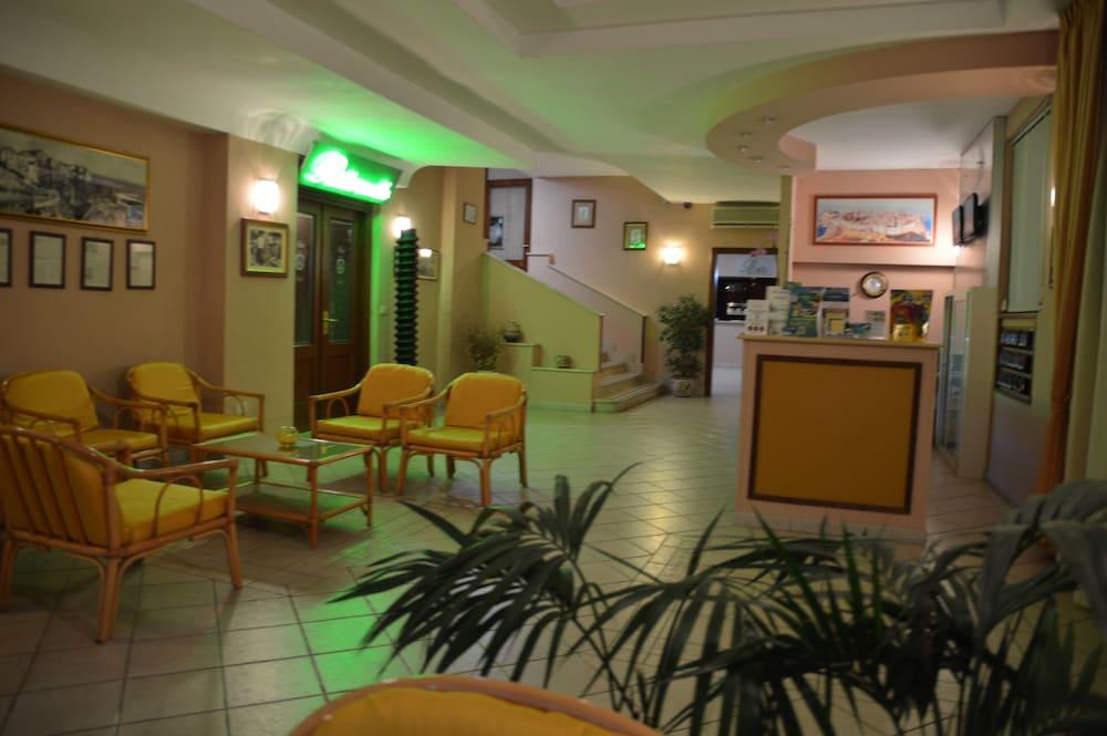 Hotel Virgilio โตรเปอา ภายนอก รูปภาพ