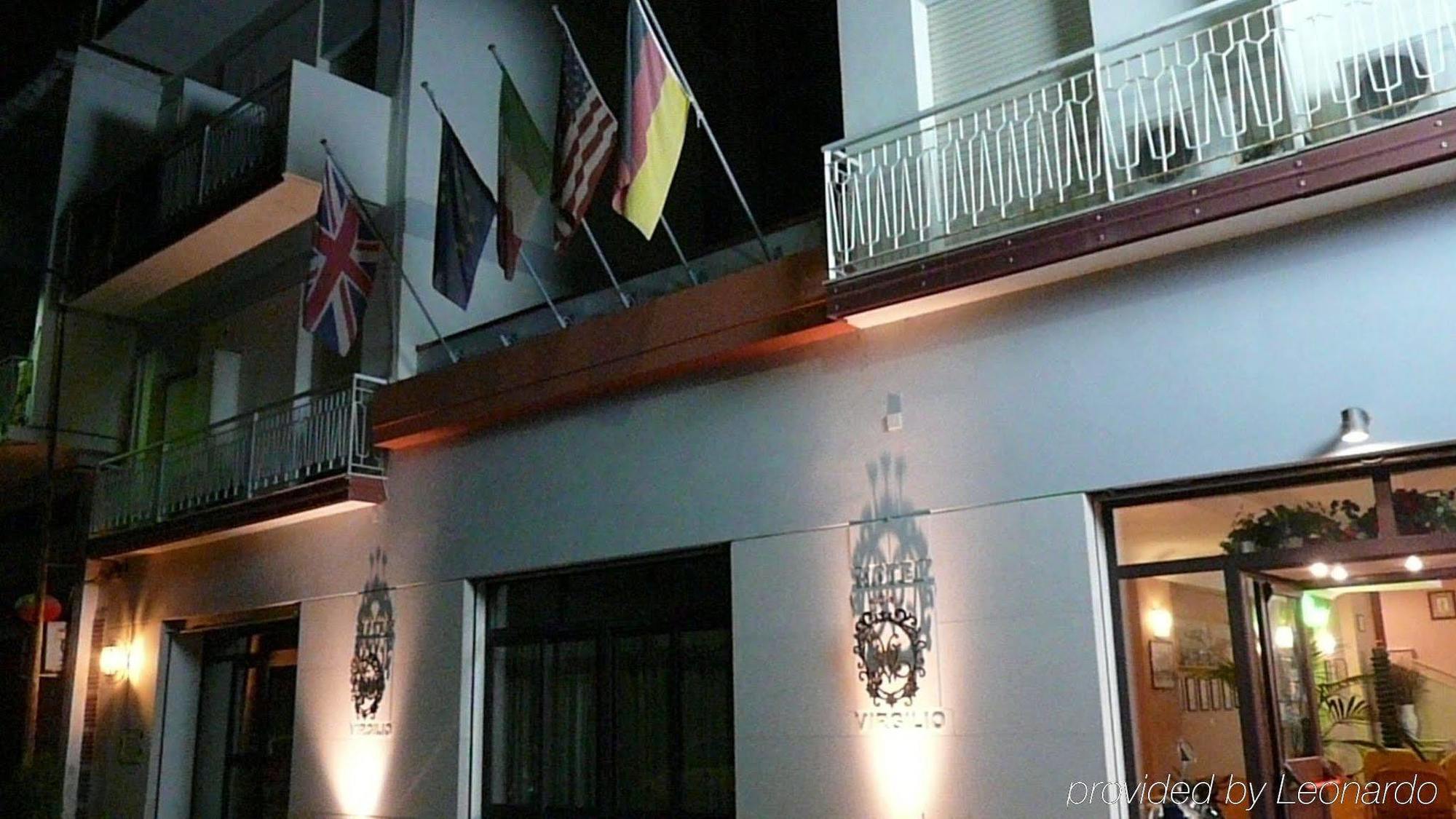 Hotel Virgilio โตรเปอา ภายนอก รูปภาพ
